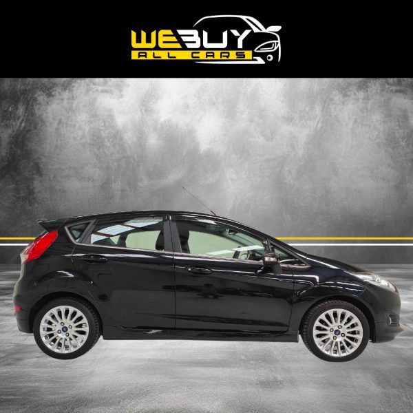 2016 Ford Fiesta - Image 2