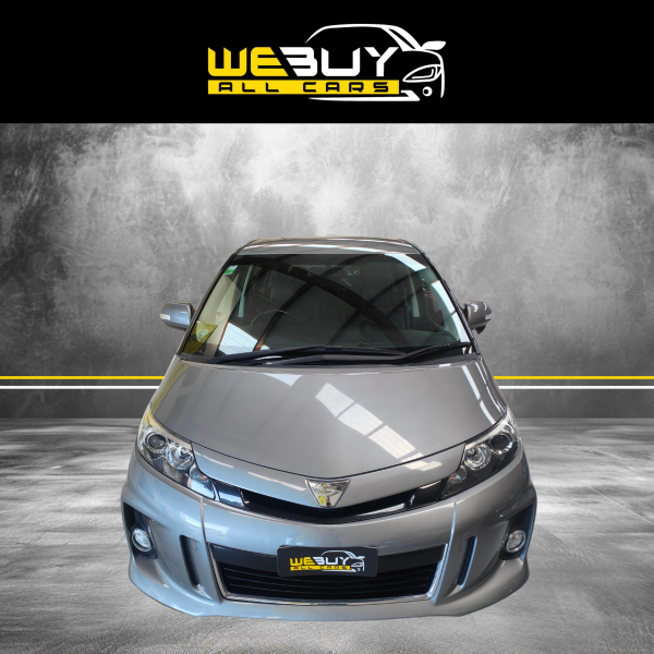 2015 Toyota Estima - Image 2