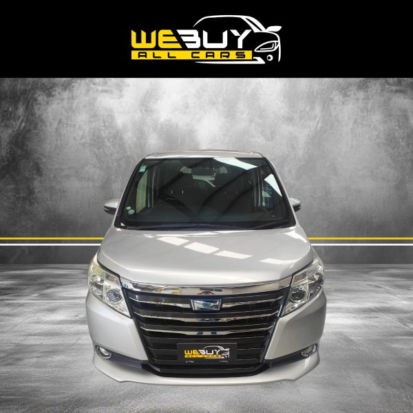 2015 Toyota Noah - Image 8