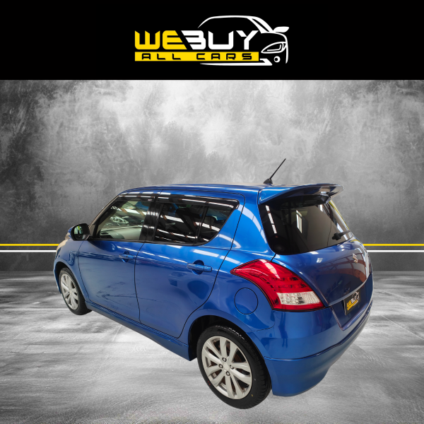2013 Suzuki Swift Manual - Image 8