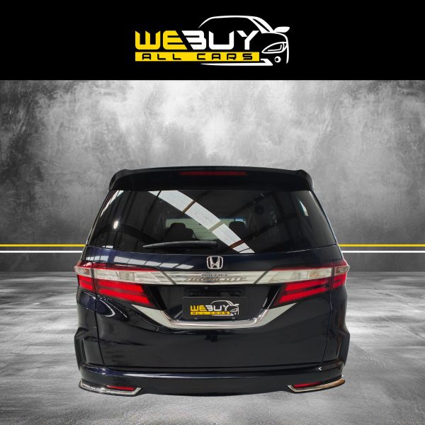 2013 Honda Odyssey Absolute - Image 8